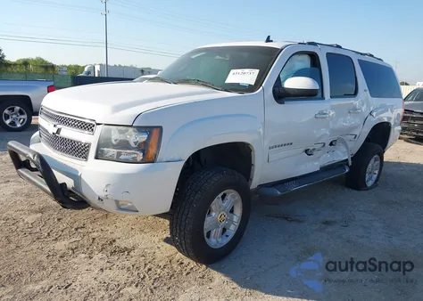 2012 Chevrolet Suburban 1500 Lt from USA, damaged, VIN 1GNSKJE74CR256132